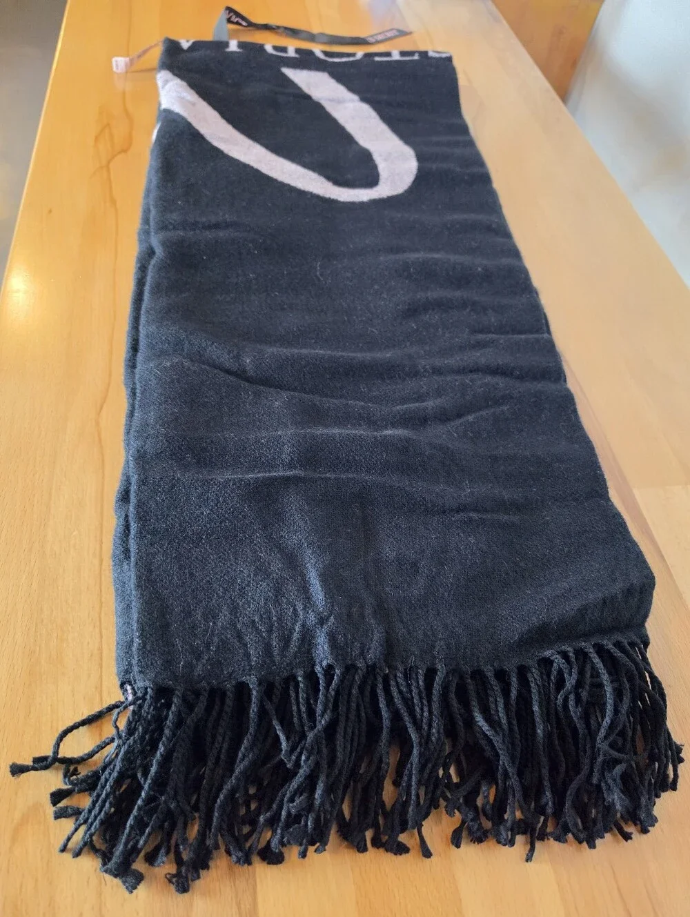Victoria’s Secret Throw Blanket Black Pink Heart NWT Decor Barbiecore Y2K